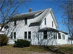 907 Washington St photo 1