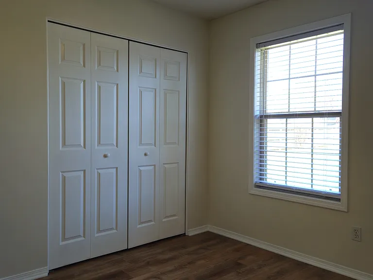 2225 Crossing Point — Photo 16
