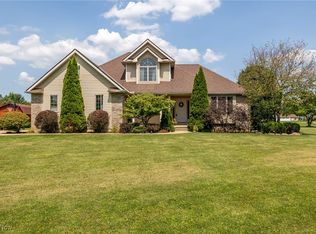 40184 Banks Rd, Grafton, OH 44044