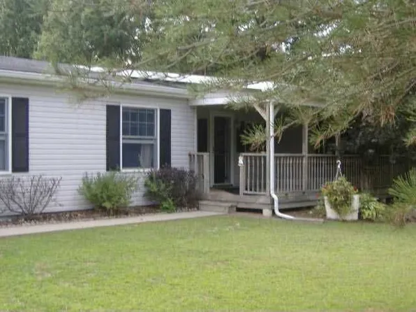 604 S Irwin Rd, Swanton, OH 43558