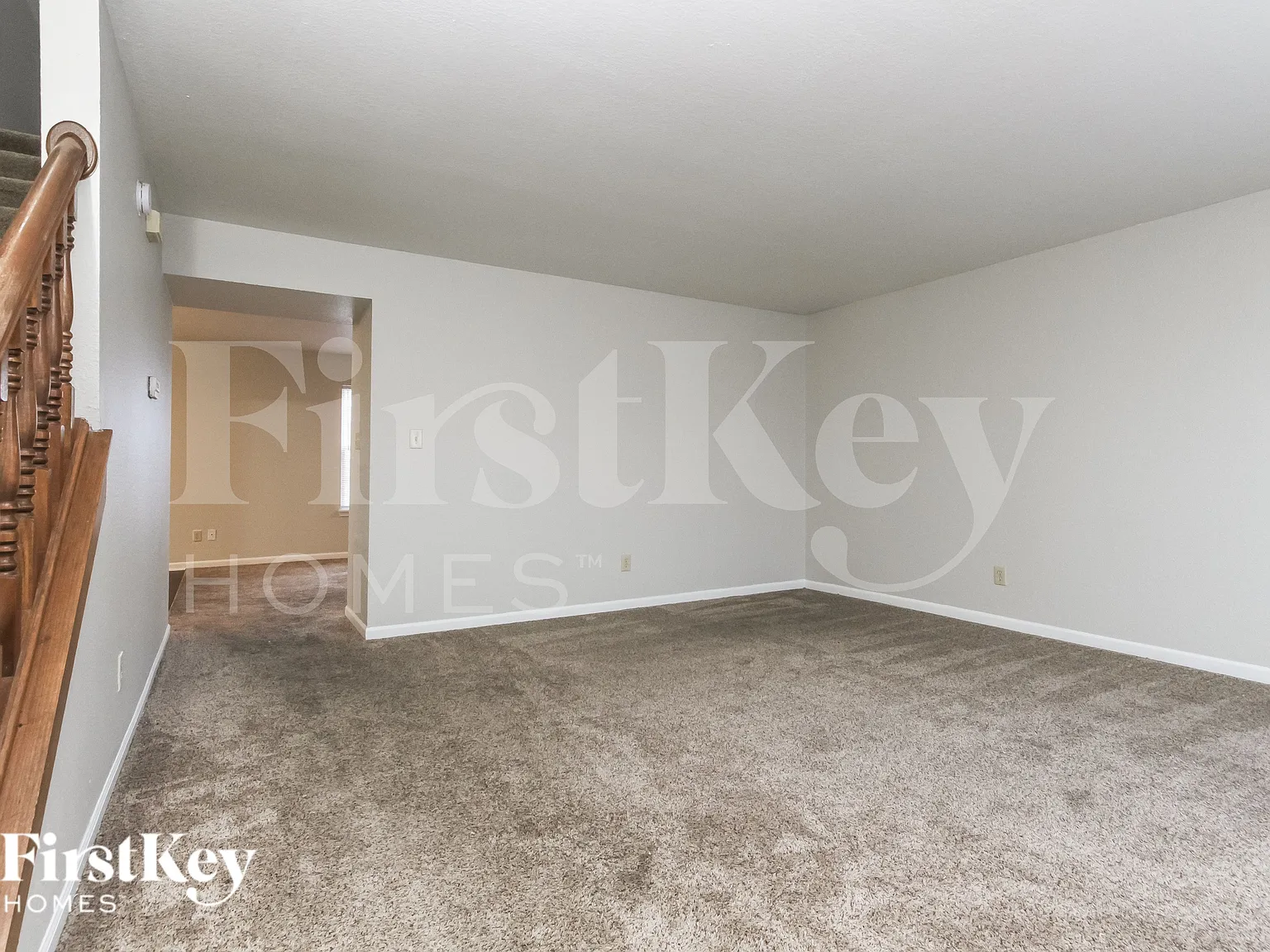 3 bed, 2.5 bath, 2320 sqft, $2,170 — Photo 4