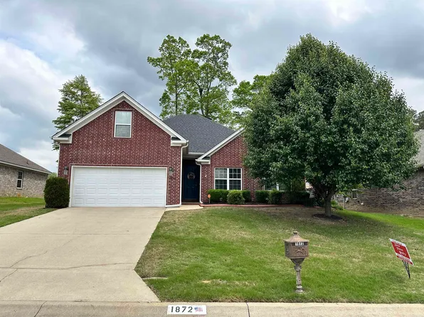 1872 Abbey Ln, Benton, AR 72015