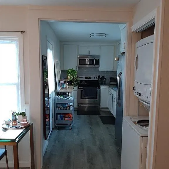 22 Dearborn St #1 — Photo 5