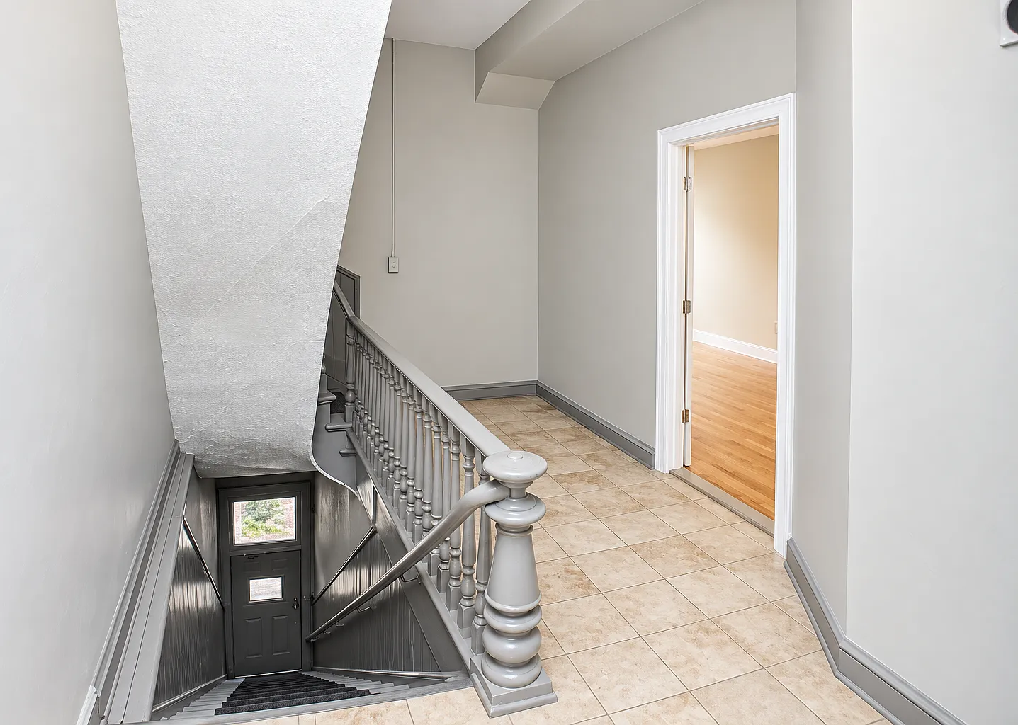 3 bed, 2.5 bath, 1500 sqft, $3,300 — Photo 4