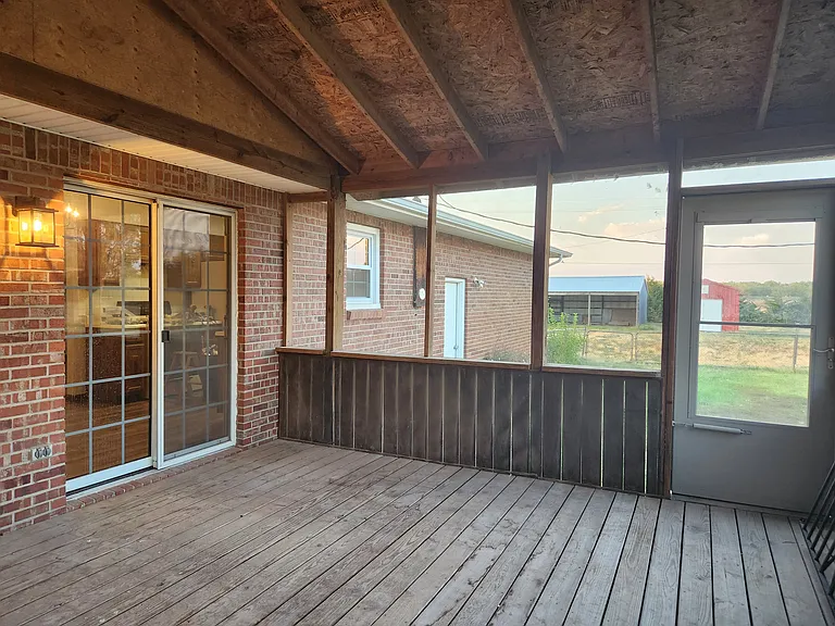 14 N Carlo St — Photo 11
