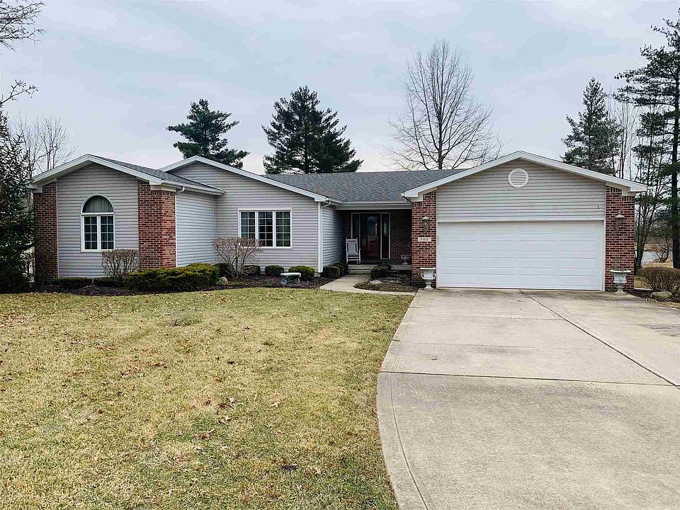 1st image of 105 Lakeview Dr