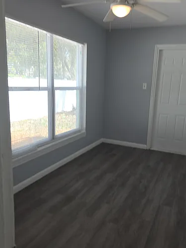 1311 Pine Ave Photo 1