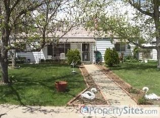 815 Zion St, Aurora, CO 80011