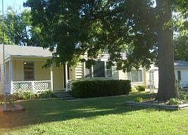 1st image of 315 E 12th Pl