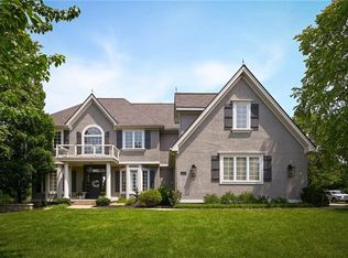2744 W 139th Ter, Leawood, KS 66224