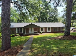 914 Heritage Dr, Sylacauga, AL 35150