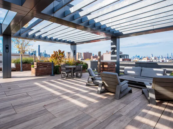 329 Gates Avenue image 19 of 19