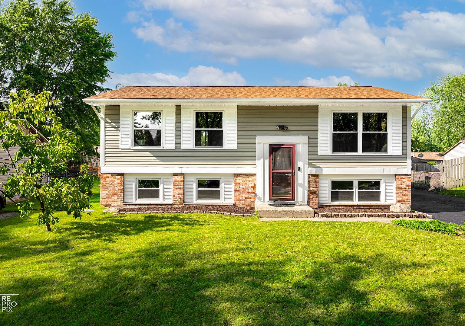 860 Tamms Ln, Bolingbrook, IL 60440 MLS 12161162 Zillow