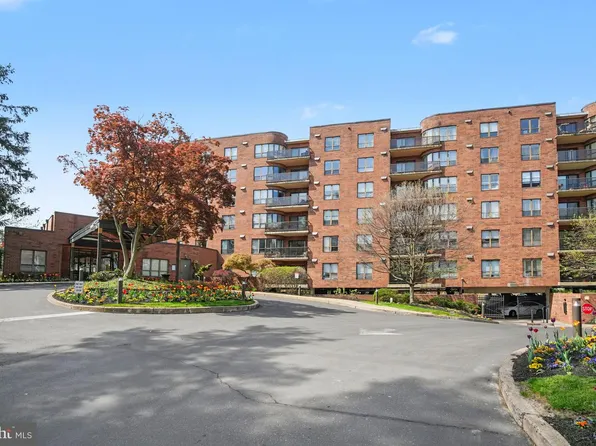 100 Breyer Dr APT 5M, Elkins Park, PA 19027
