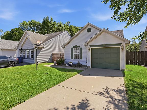3rd image of 9711 Cayes Dr