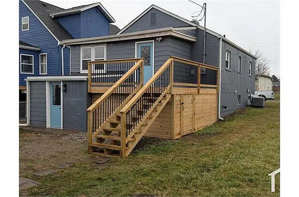 1016 Campbell Ave photo 1
