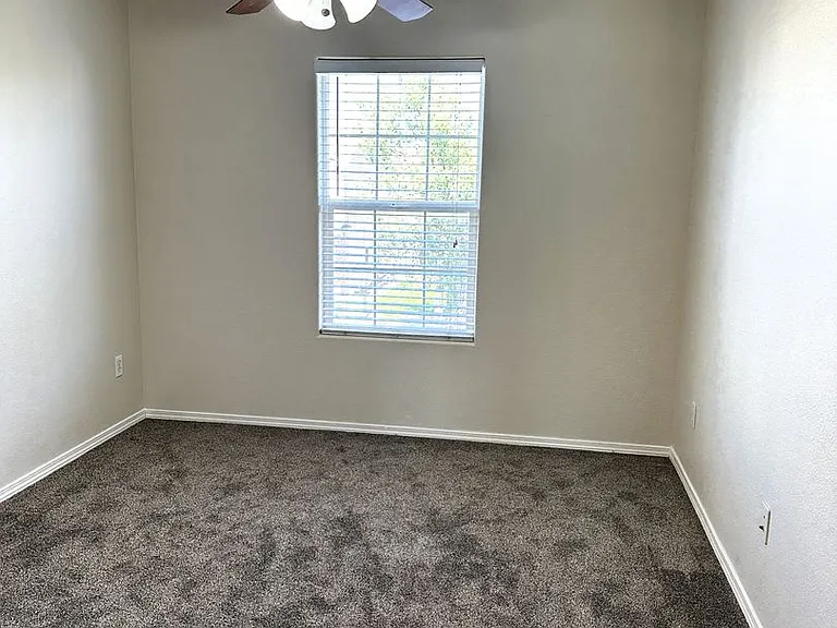 7443 Countryside Grv — Photo 17