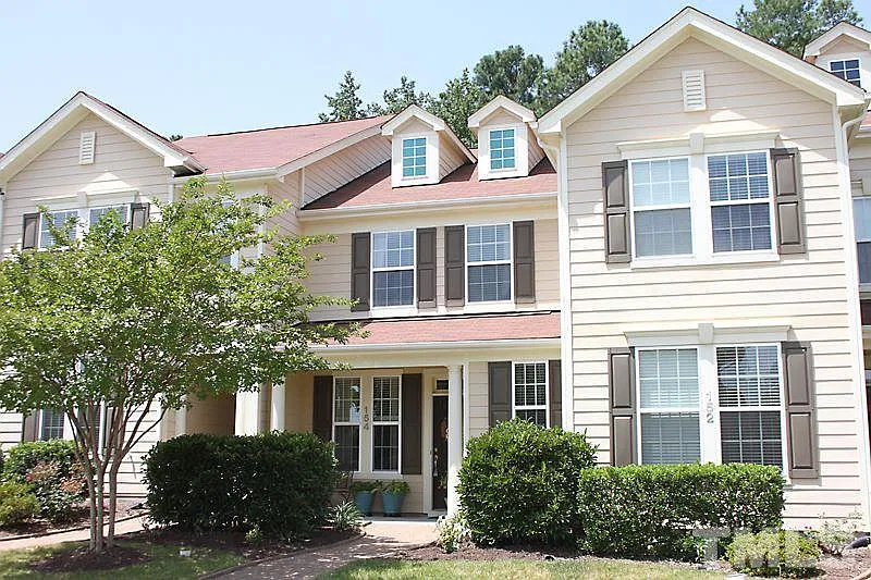 154 Point Comfort Ln