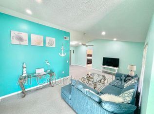 285 Mark Twain Ln, Rotonda West, FL 33947