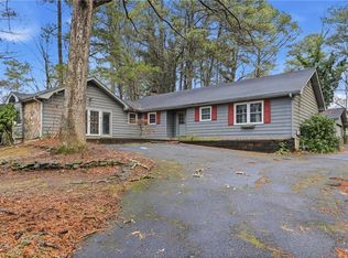 1984 Windburn Ct, Snellville, GA