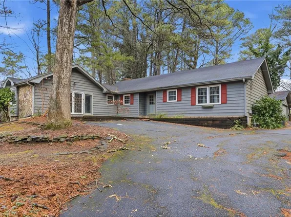 1984 Windburn Ct, Snellville, GA 30078