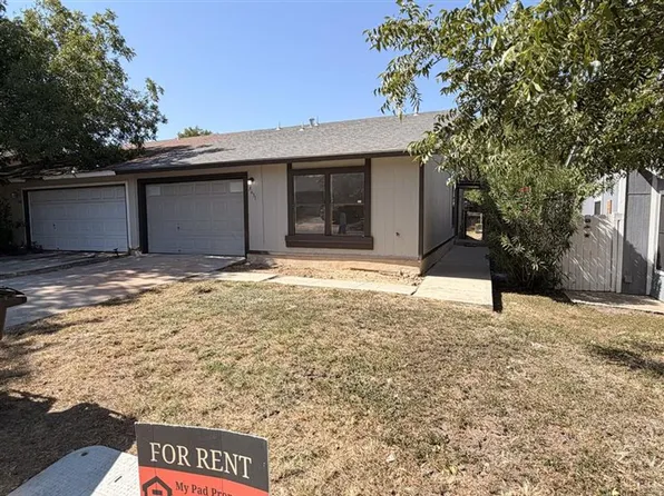 9631 Bratton Dr, San Antonio, TX 78245
