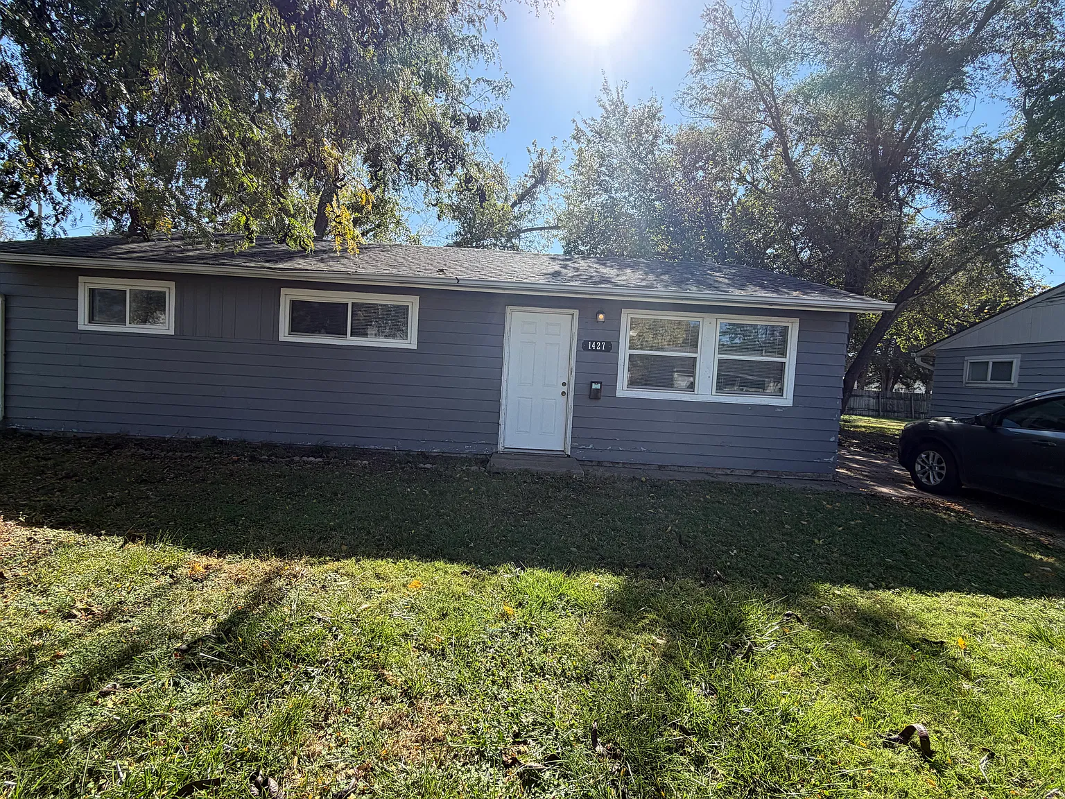 3 bed, 960 sqft, $1,200 — Photo 1