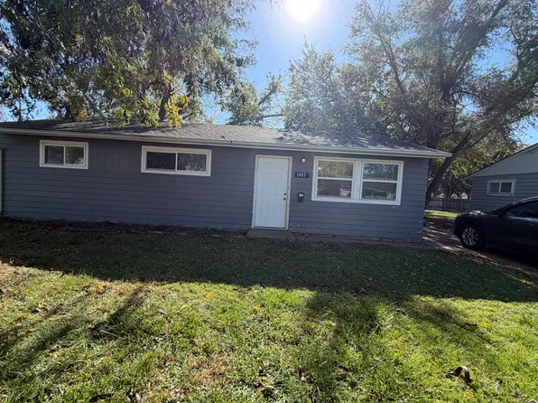 1427 Kiowa Ave, Salina, KS 67401