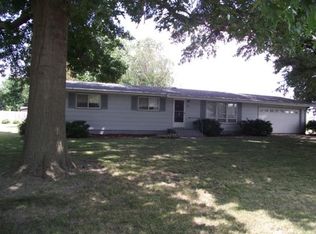 603 S 3rd St, Eddyville, IA 52553