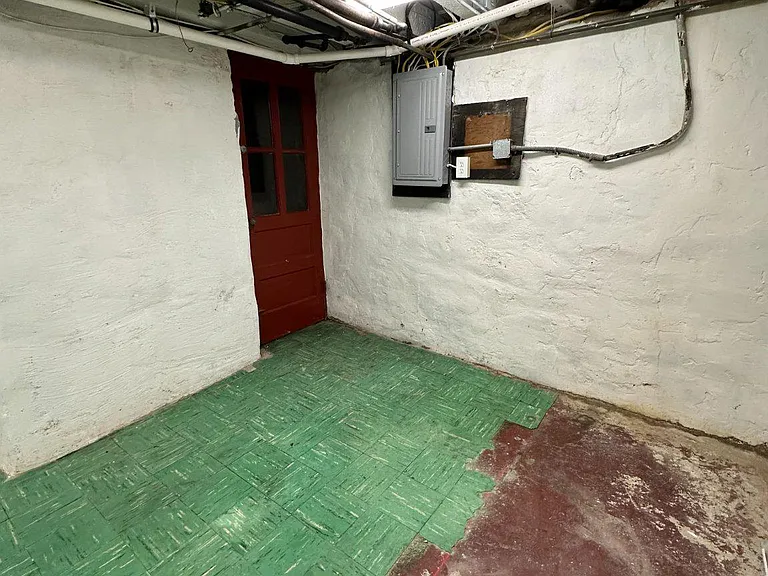 3323 Tilden St — Photo 24