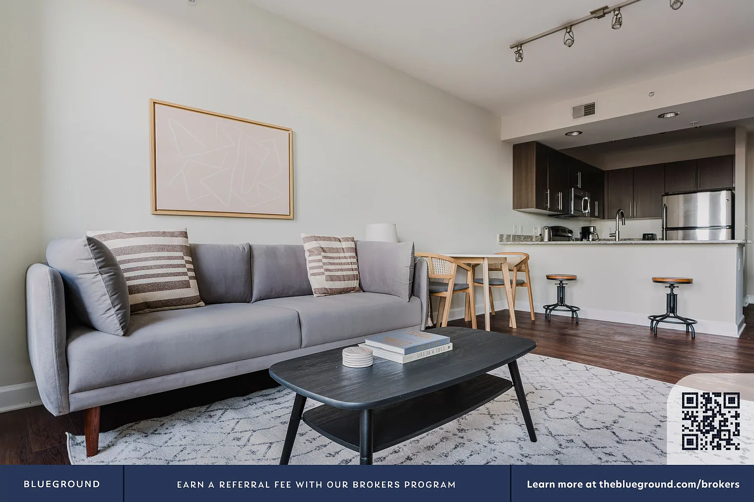 1 bed, 1.0 bath, 696 sqft, $2,400 — Photo 3