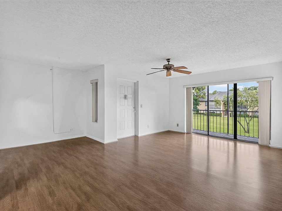 720 Sunny Pine Way #G2
