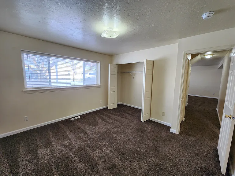 2450 Virlow St Apt 1 - 11_01142025