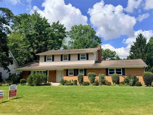 54361 Old Bedford Trl, Mishawaka, IN 46545