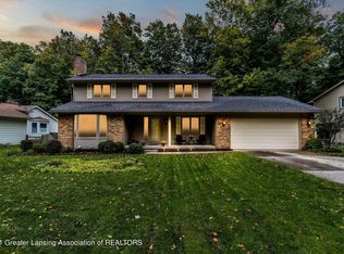 1812 Opaline Dr, Lansing, MI 48917