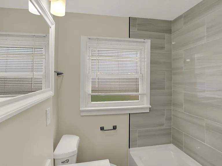 360 N Arsenal Ave — Photo 12