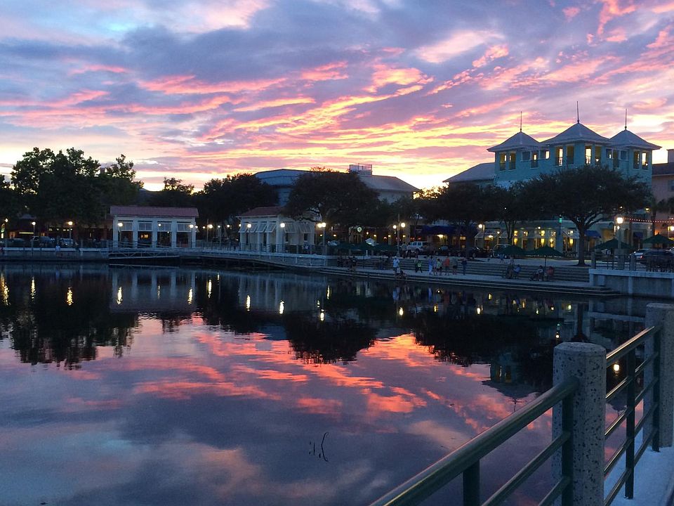 sunsets are beautiful!
