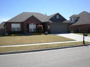 1707 W Vicksburg Pl S, Broken Arrow, OK 74011
