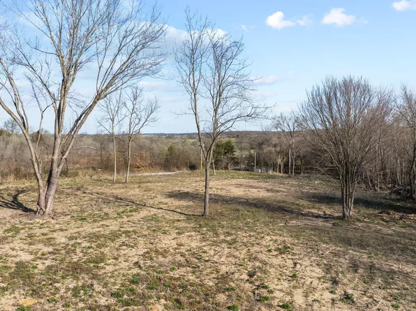 000 E School Street, Everton, MO 65646