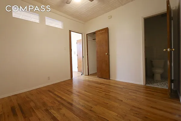 Rented by Compass | media 19