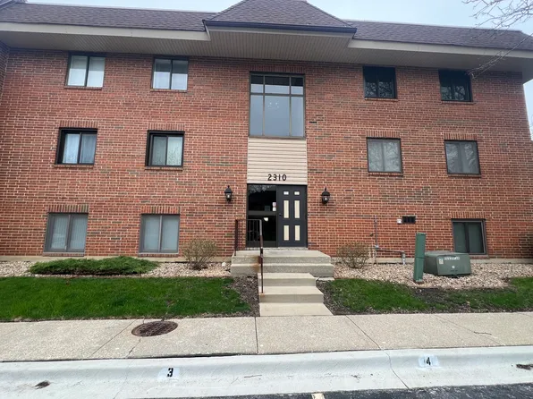 2310 Woodbridge Way APT 2A, Lombard, IL 60148