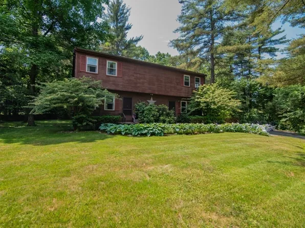 126 Squannacook Rd, Shirley, MA 01464
