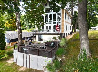 93810 Lake Ct, Dowagiac, MI 49047