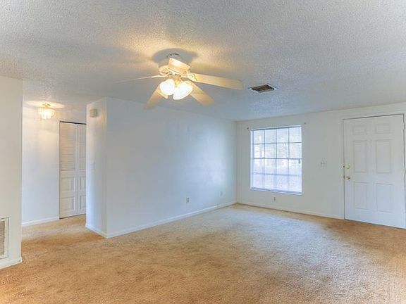 5th image of 12457 Mondragon Dr
