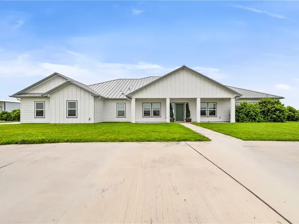 14646 County Road 756, Sinton, TX 78387