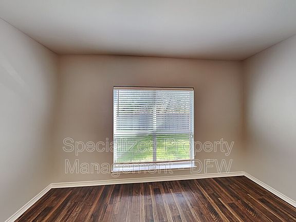 5th image of 5621 Hawkshaw Ct