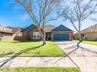 3401 Blue Wing Dr, Dickinson, TX 77539