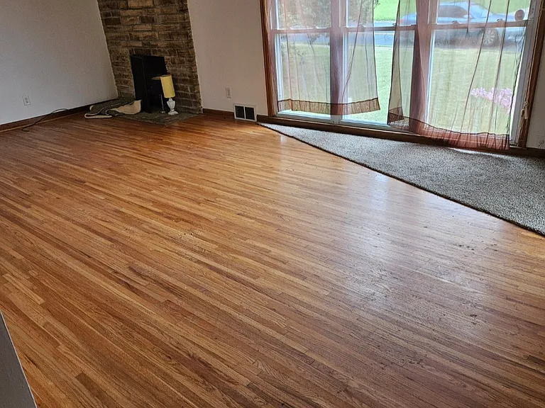 409 W Texas Ave — Photo 9