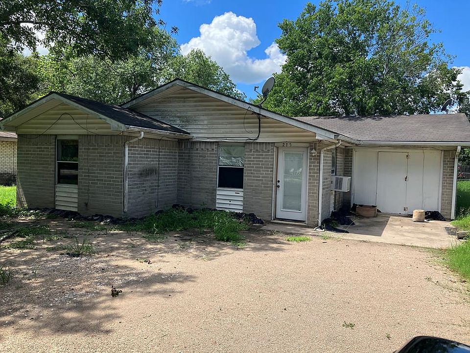 215 N 4th St, Ganado, TX 77962 MLS 776292 Zillow