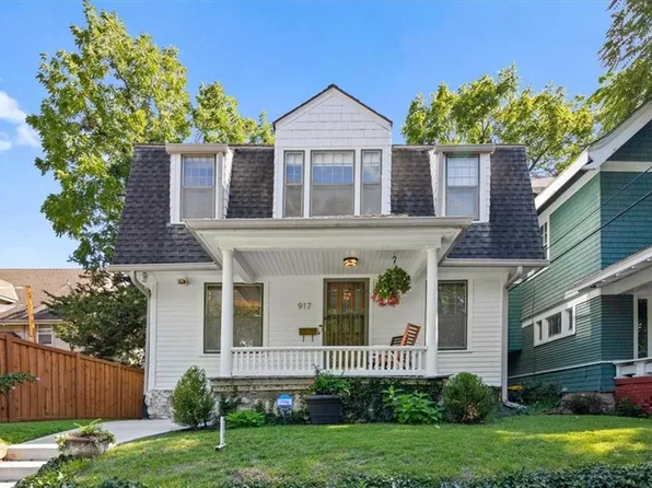 917 E 43rd St, Kansas City, MO 64110